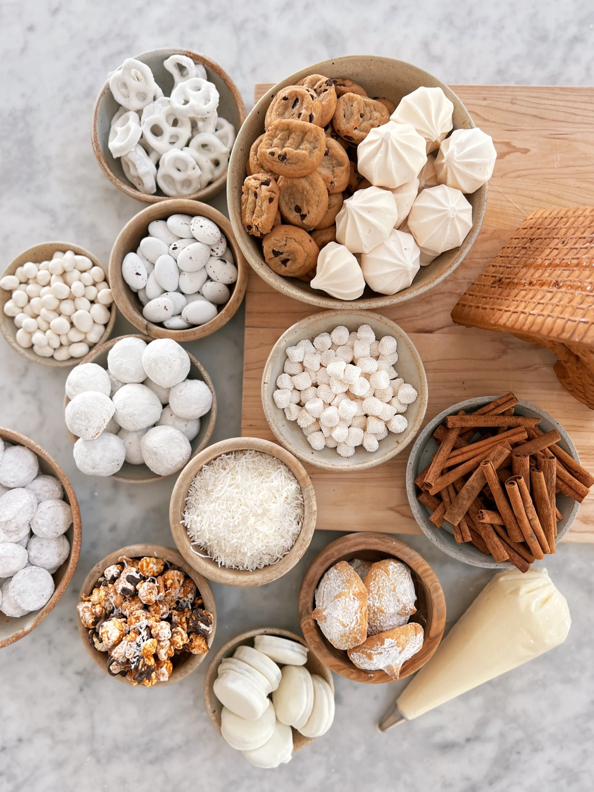 Christmas Charcuterie Board Ingredients