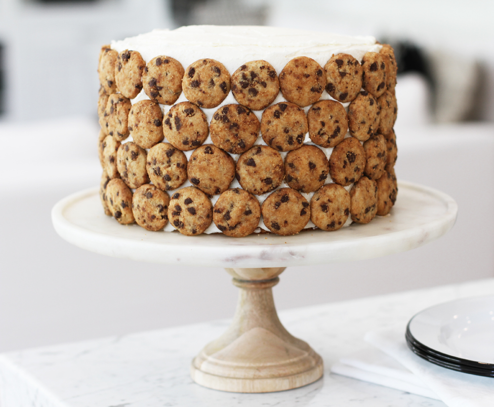 FourLayerChipsahoyCakeLilyshop3(1).jpg