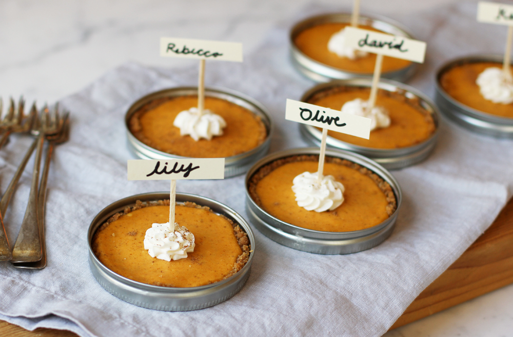 IndividualPumpkinCheesecakesLilyshop1.jpg