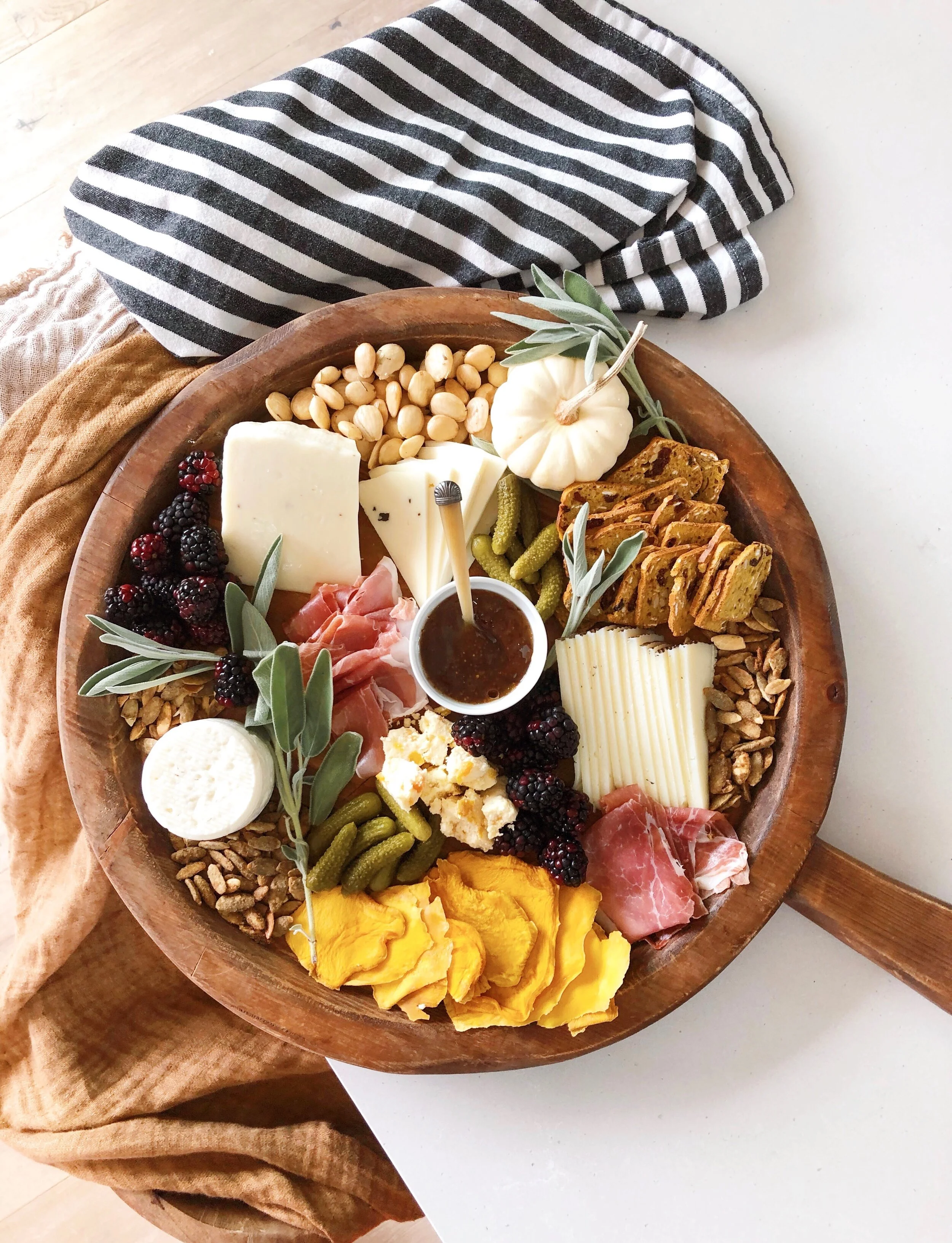 JessieDaye-FallCharcuterie Board.jpg
