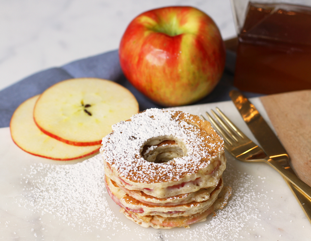 LilyshopAPpleSliceOatmealPancakes1(1).jpg