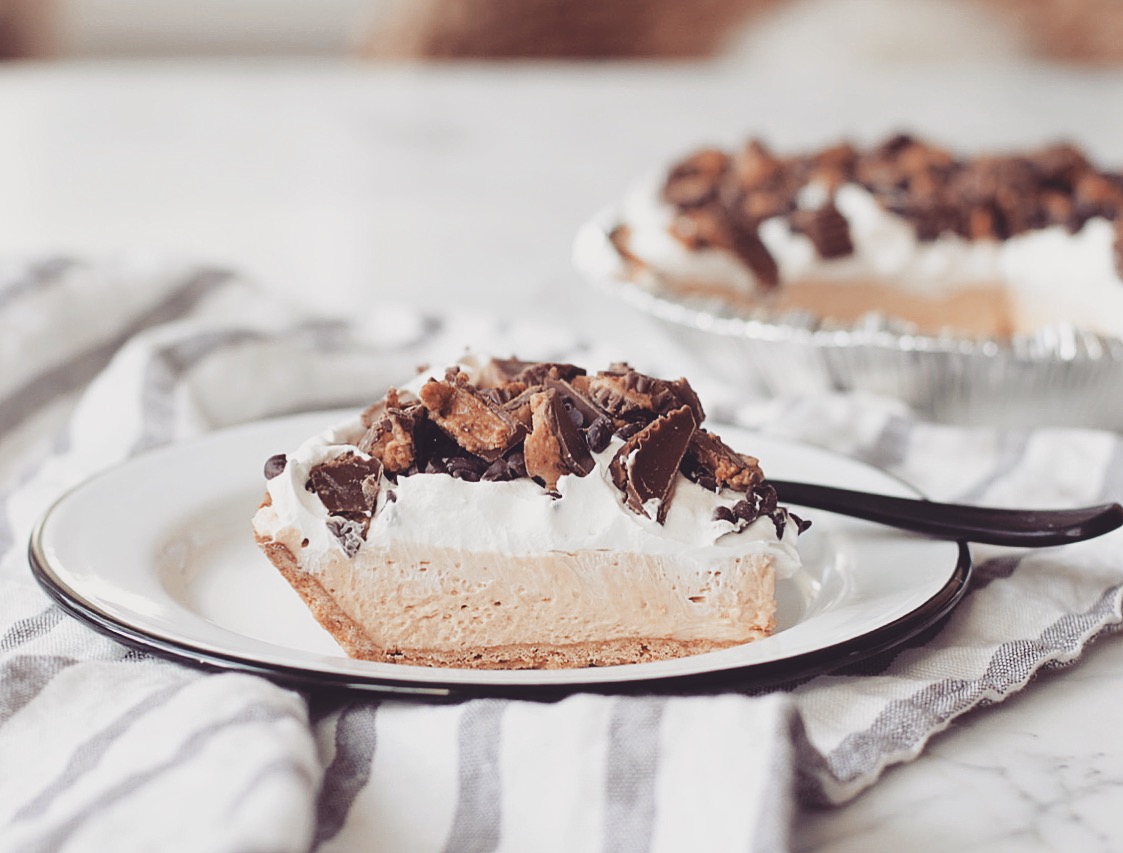 Peanutbutterrefrigeratorpie1.JPG